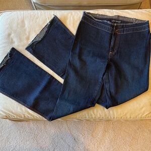 NWOT Sergio Valente Dark Blue Women's Stretch Flare Jeans
